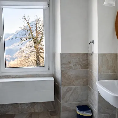Essentia Panzió Faggeto Lario